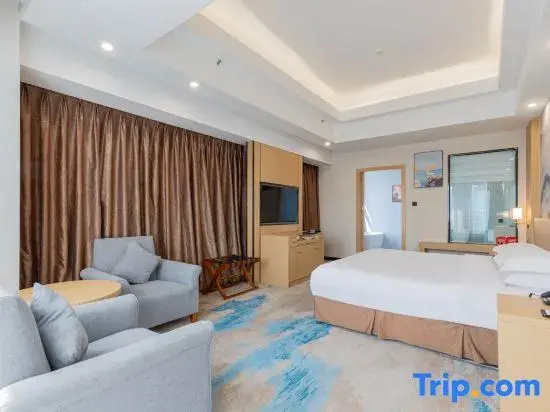 Double Suite full double bed