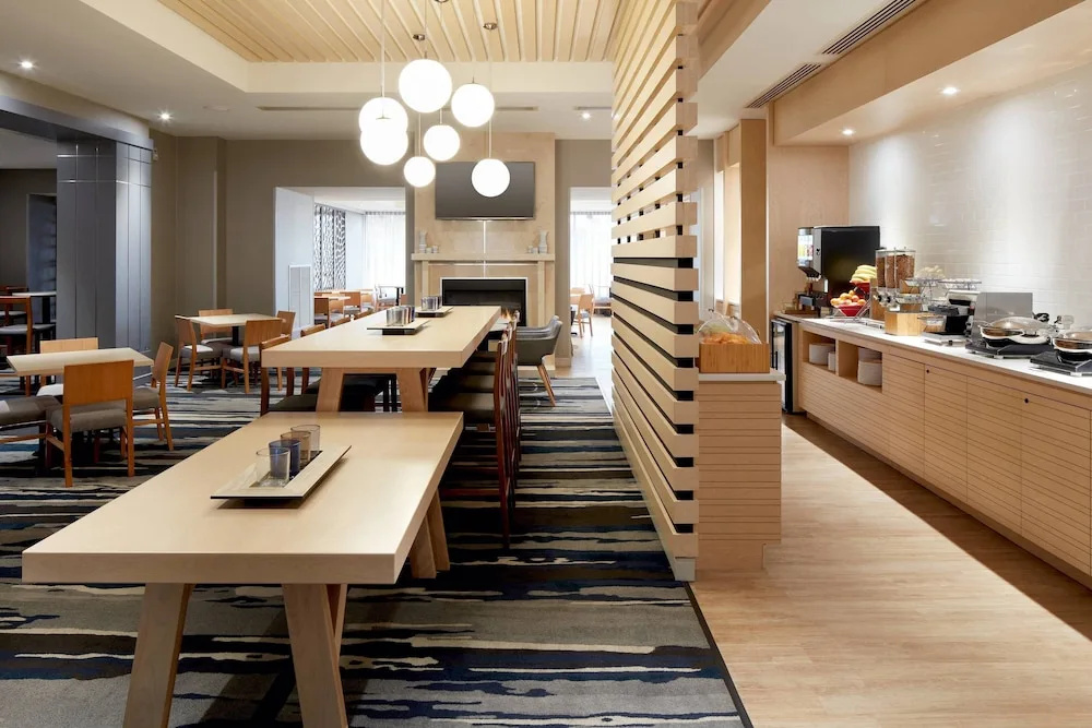 Fairfield Inn & Suites by Marriott Montreal Airport - Chambres