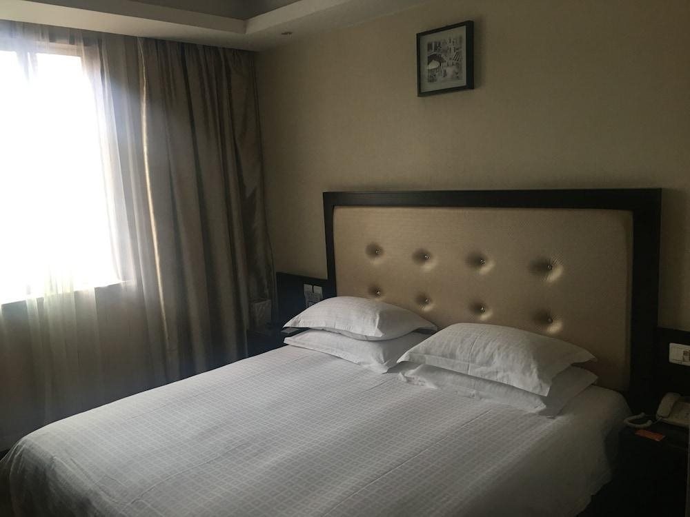 Ze Kai Yi Hotel