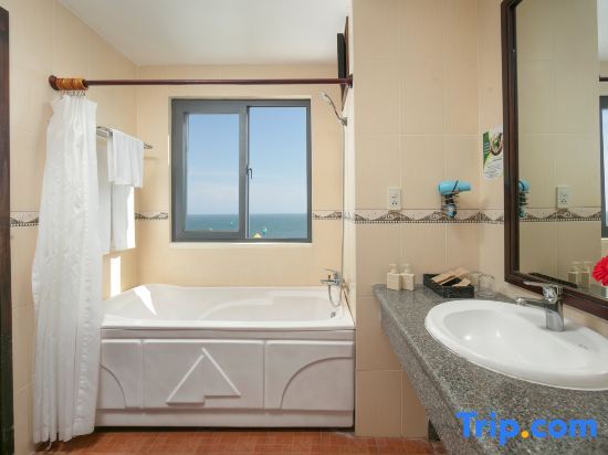 Sea Lion Beach Resort & Spa