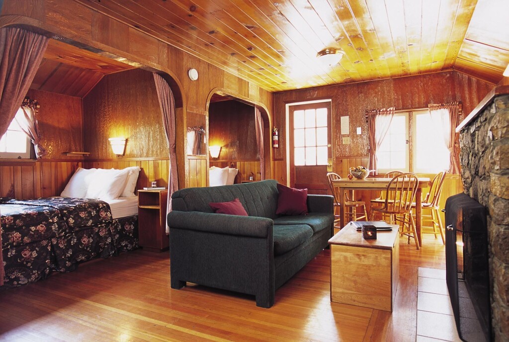 Pyramid Lake Lodge by null