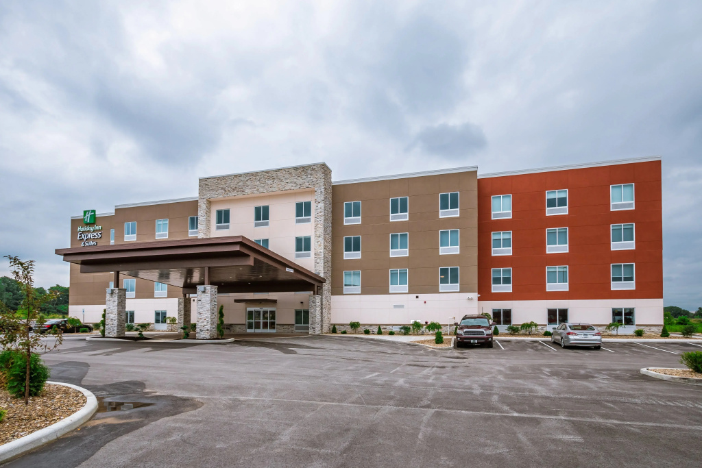 Holiday Inn Express & Suites - South Bend Casino by IHG
