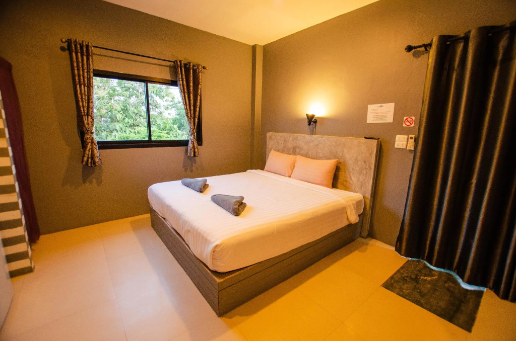 The Rest Hotel — 3