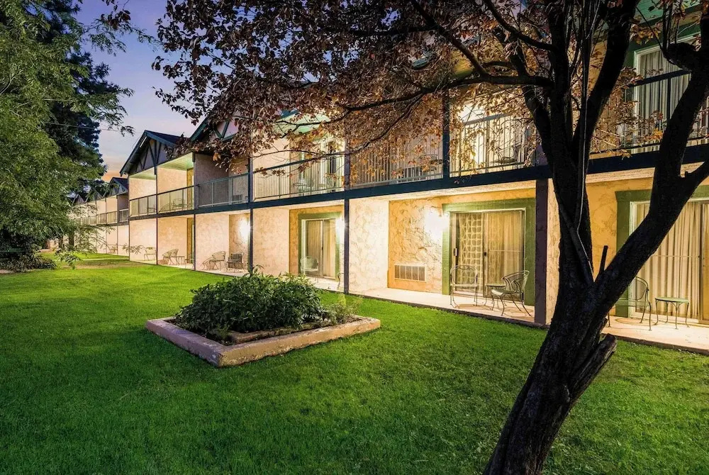 Standard Quadruple room with balcony