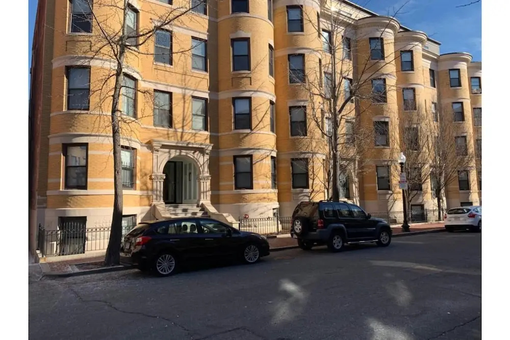 Evonify - Back Bay Suites