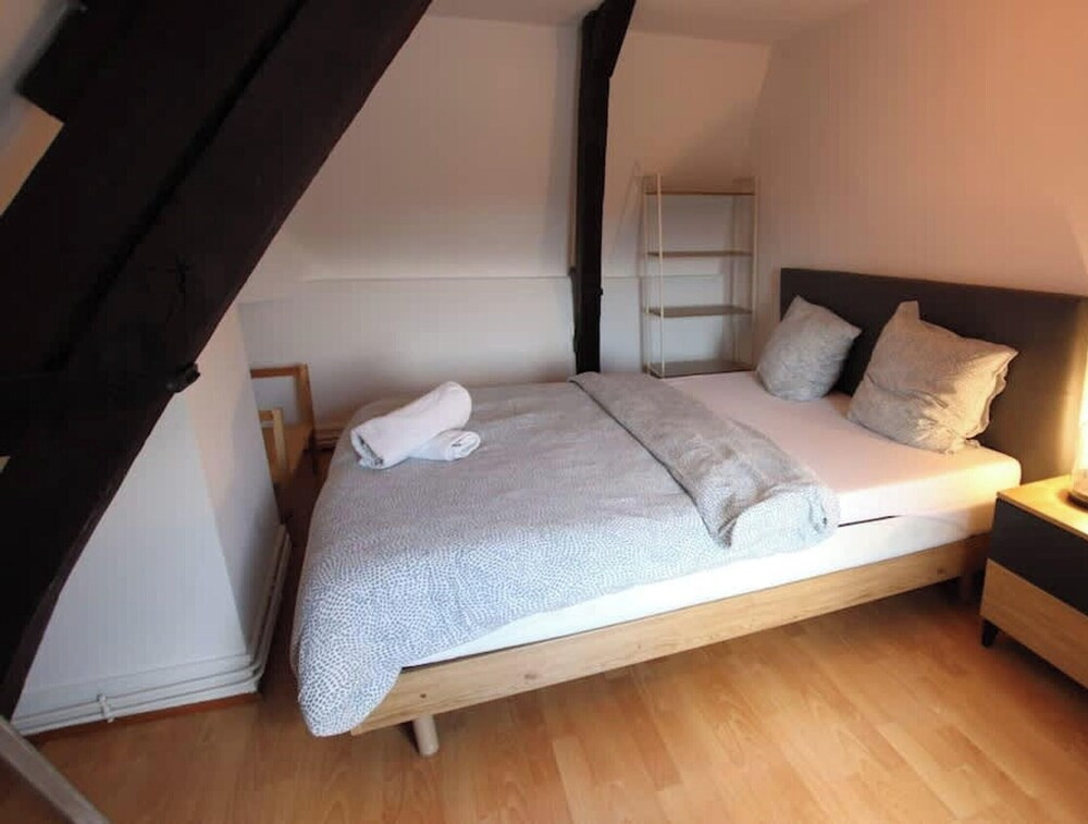 Voir la photo 2 — Le Loft Arrageois 7p Central