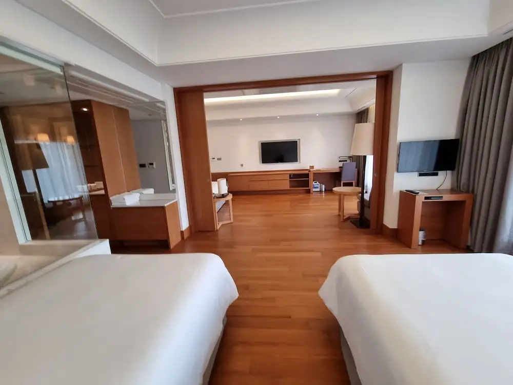 Family Suite with park view