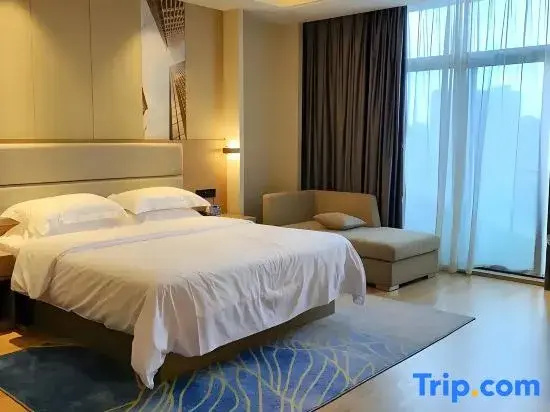 Standard Double room with river view (full double bed)