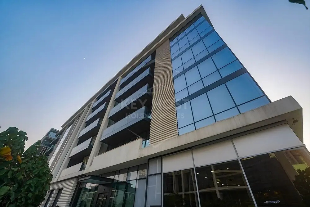 Keyhost - City Walk - 3BR Apartment
