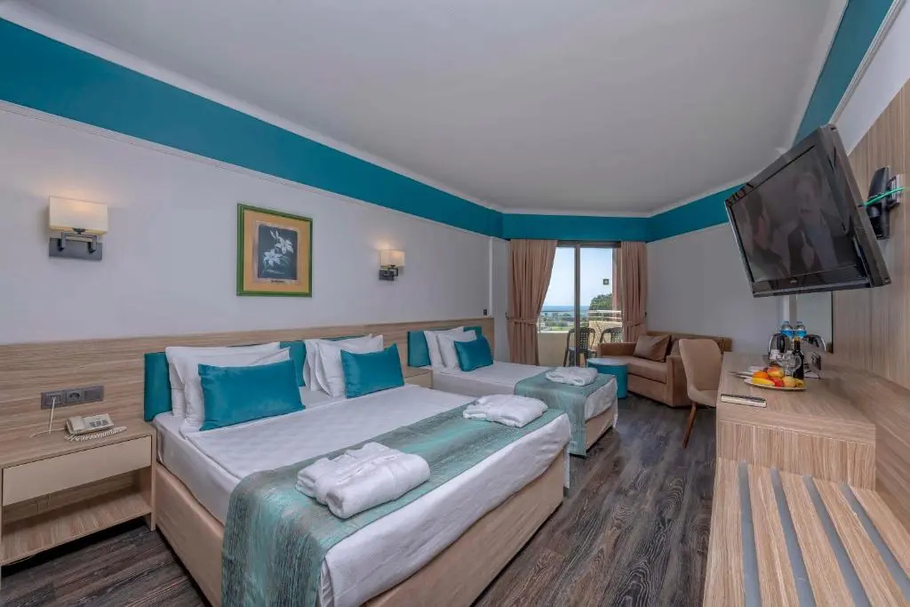 Hotel Double room with sea view (full double bed)