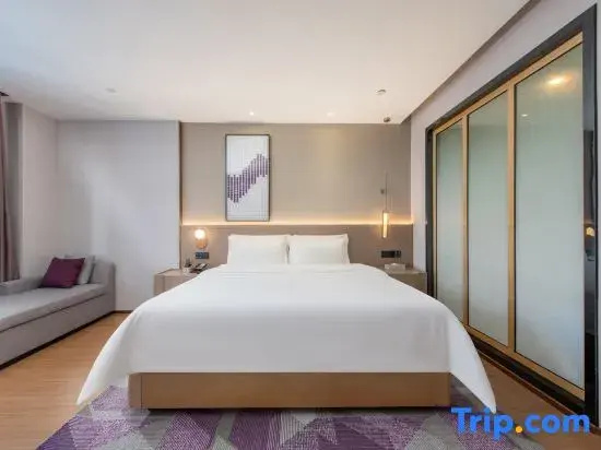 Deluxe Double room (full double bed)
