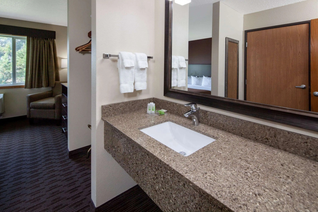 AmericInn by Wyndham Northfield - Général
