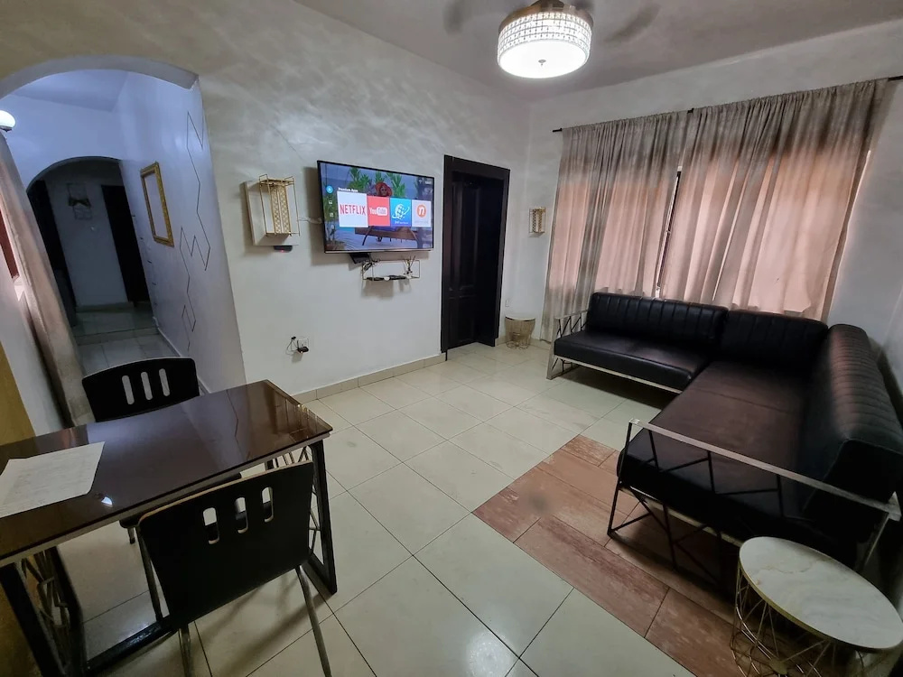 4 Bedrooms Luxury Basement Apartment