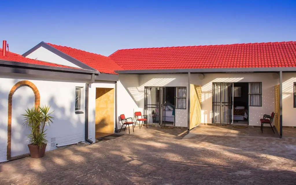Oppi Hoek Guesthouse