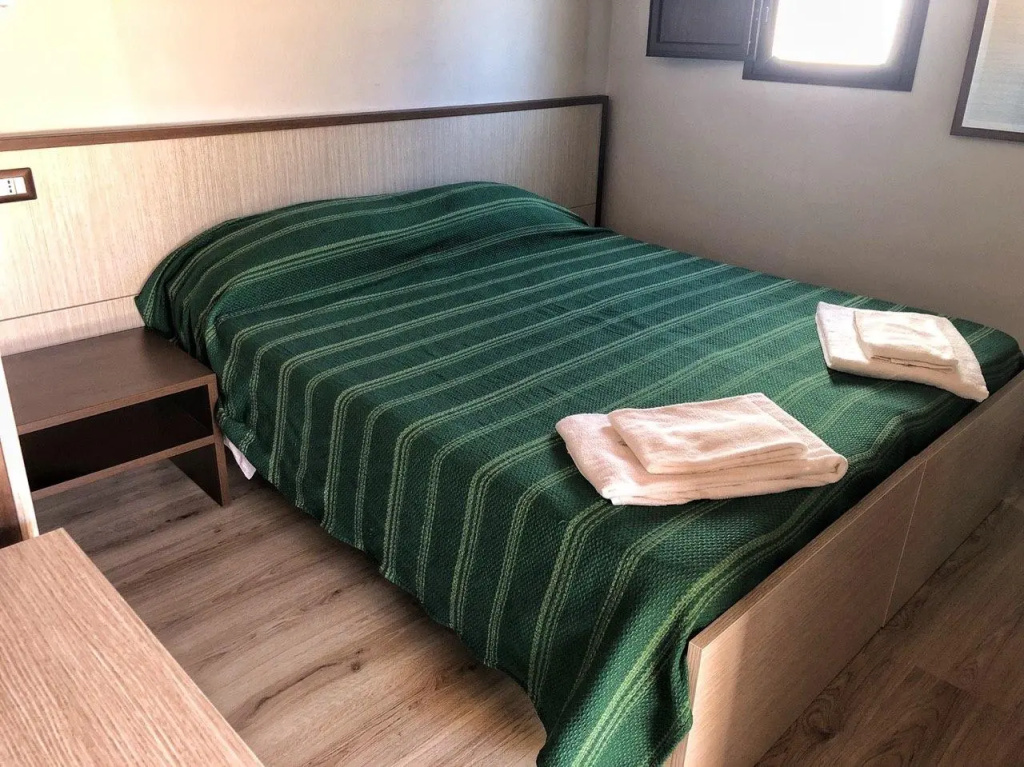 Economy Double room (full double bed)