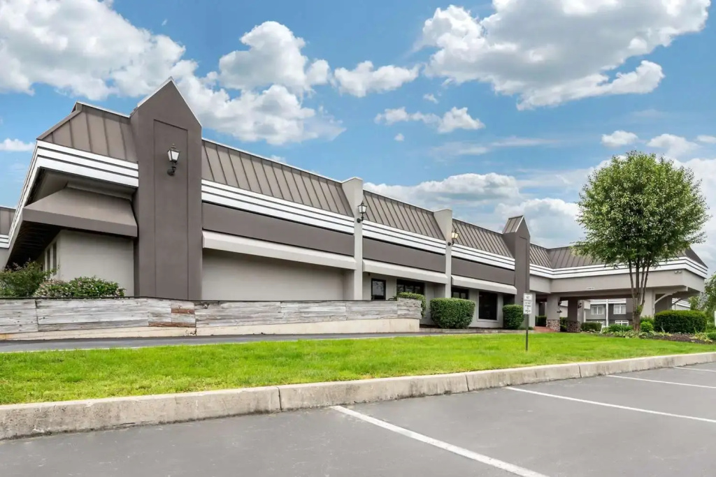 Clarion Hotel and Conference Center Harrisburg West