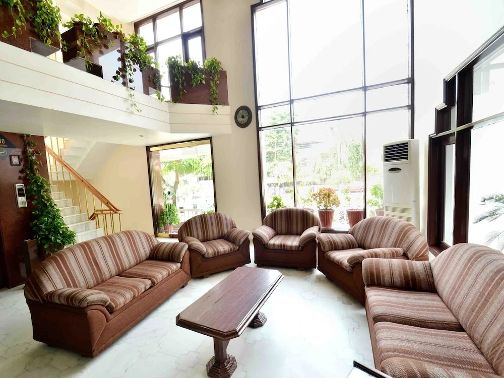 Hotel Balwas International