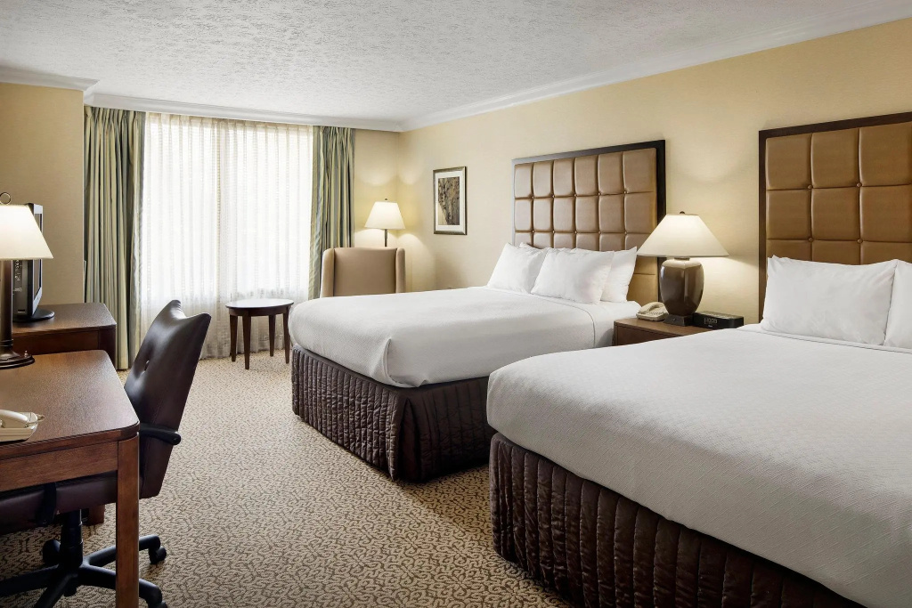 Crowne Plaza Louisville Airport Expo Ctr by IHG - Chambres