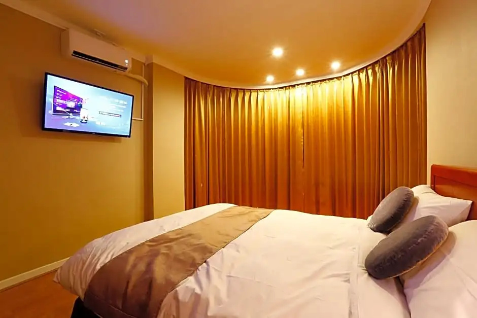 Anmyeondo Plaza Hotel - Chambres