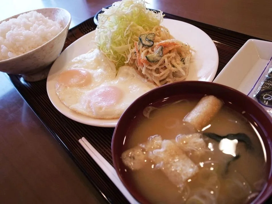 Food & Beverage