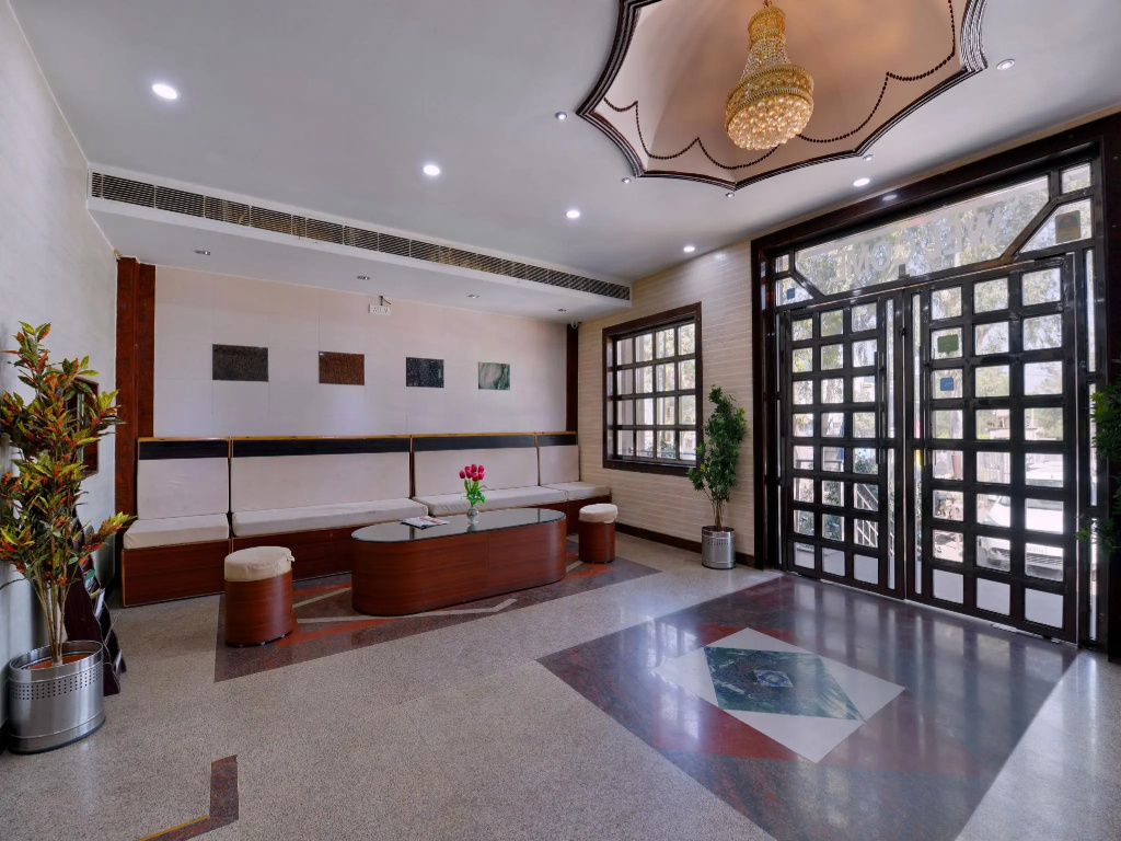 OYO 5539 Merit Hotel - Général