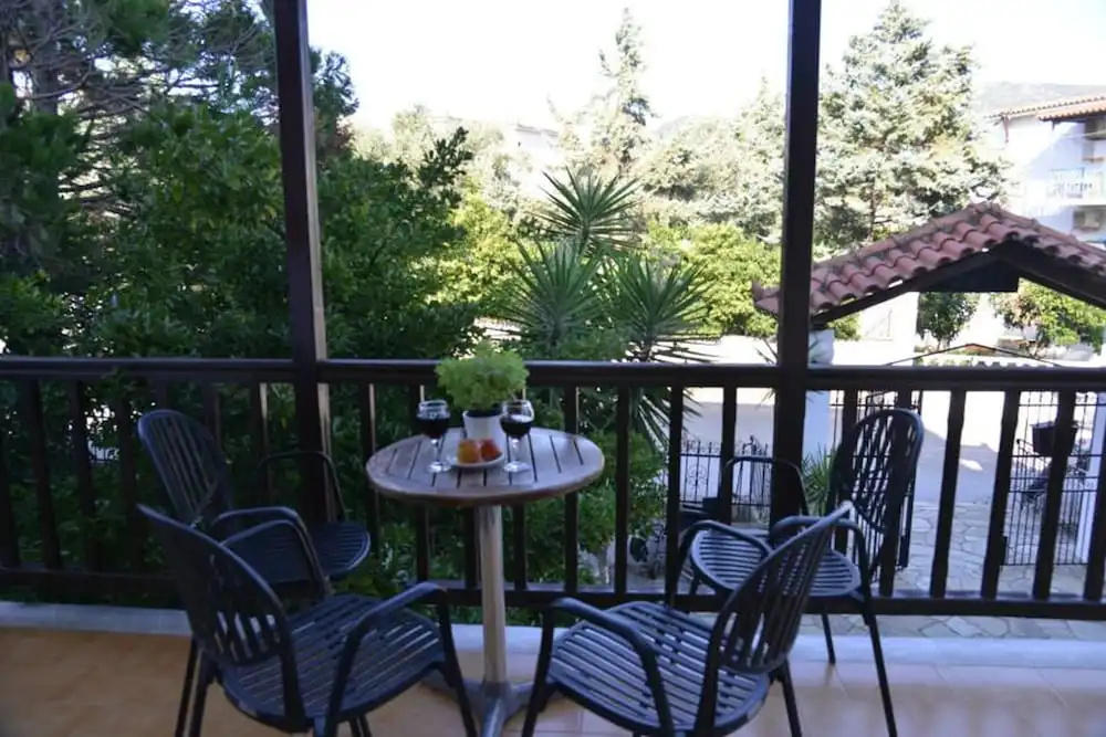 Balcony & Terrace