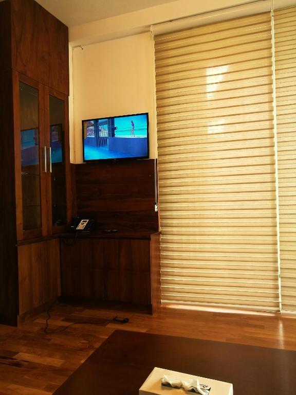 Oak Residencies