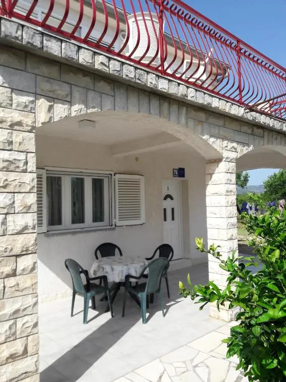 Apartment Bise