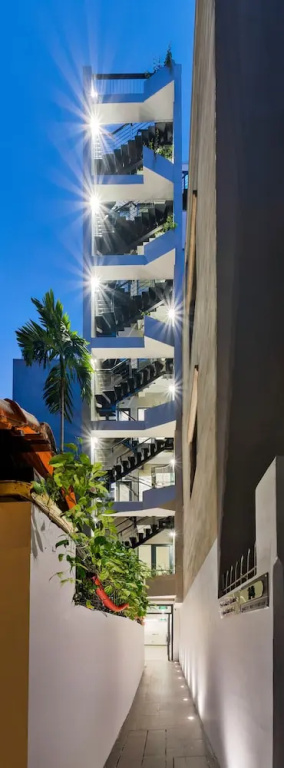The Galaxy Home Apartment Doi Can