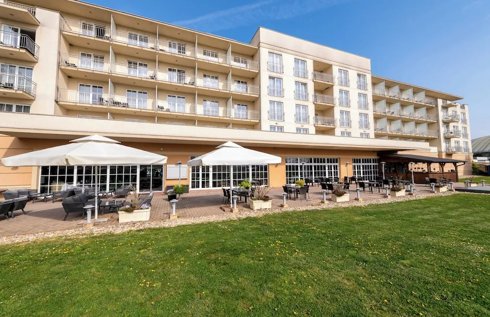 Standard Double room with balcony (full double bed)