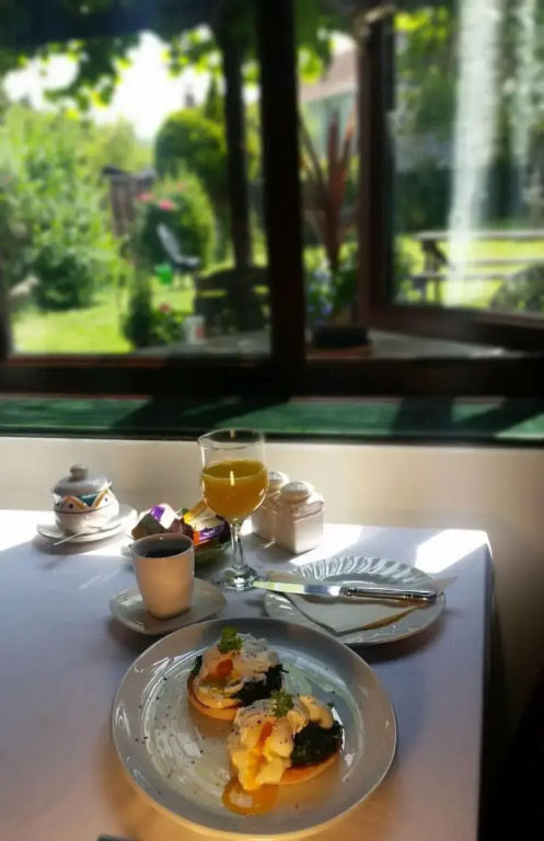 Milton's Country Lodge - Général