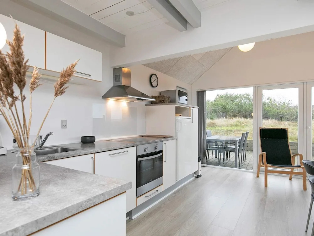 Gorgeous Holiday Home in Ringkøbing With Terrace - фото 20