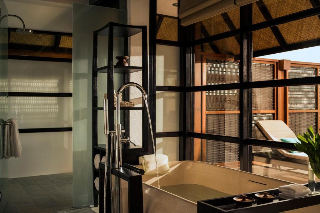 Four Seasons Resort Maldives At Kuda Huraa
