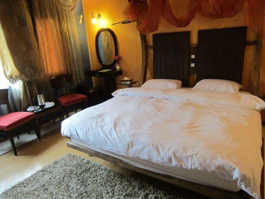 Ferdowsi International Grand Hotel - Général