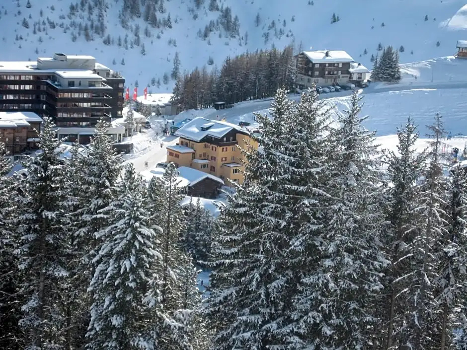 Hotel photo 2