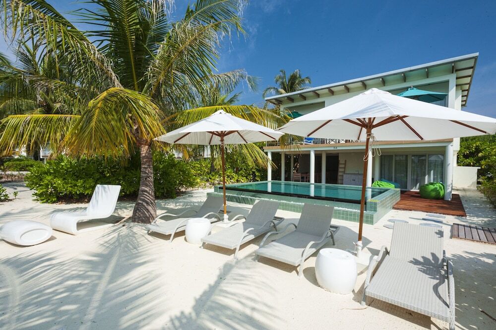 Holiday Inn Resort Kandooma Maldives