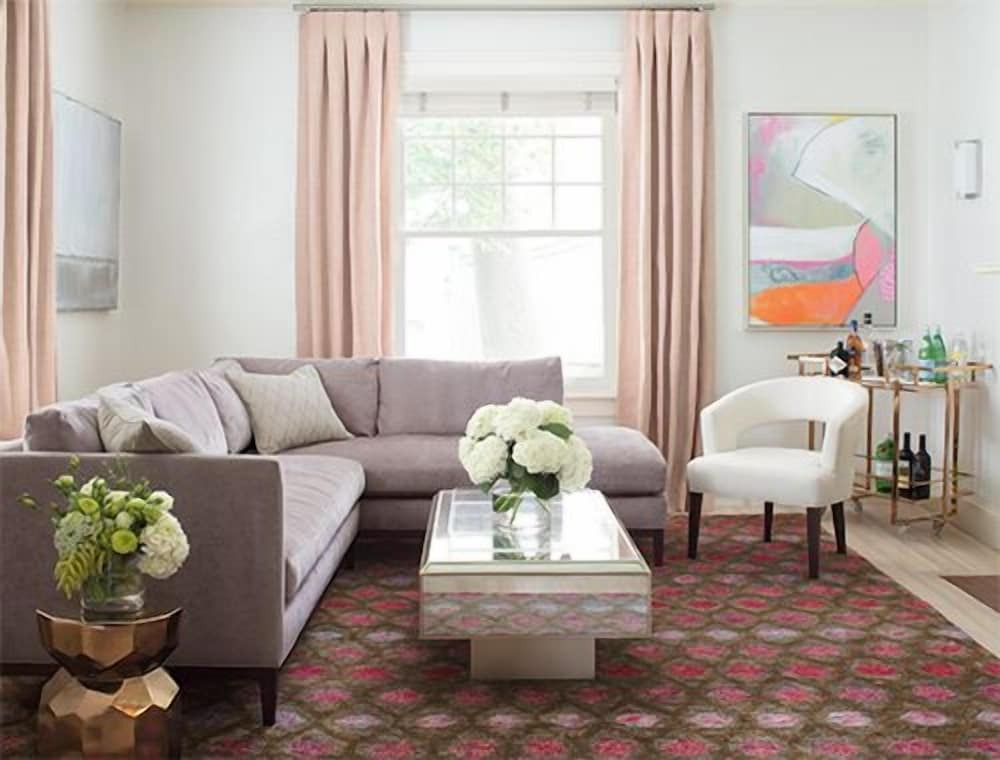 33 Main - An Annie Selke Luxury Lodging Experience by null