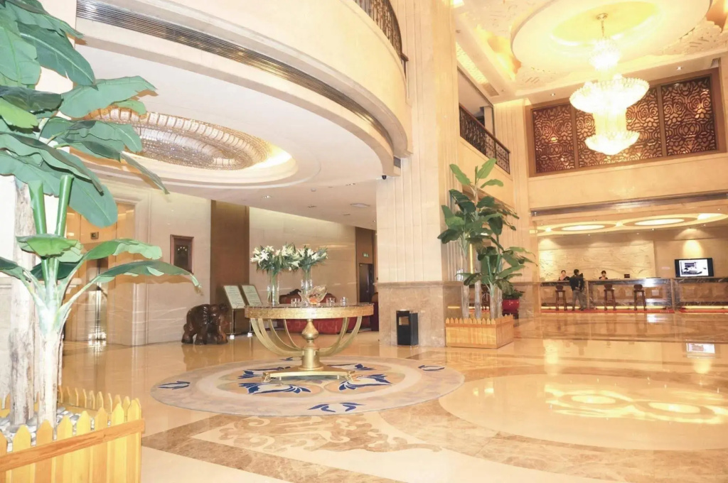 Jingzhou International Hotel - фото 4