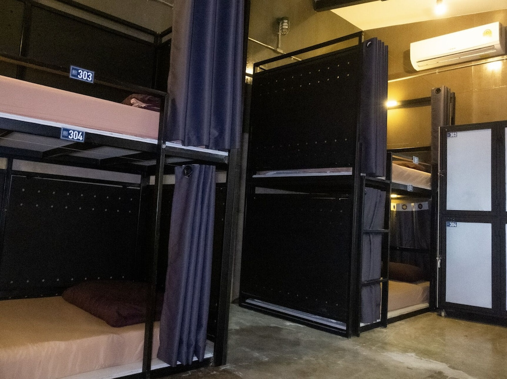 Bed in Dorm (female dorm)