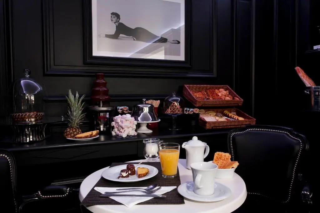 Hotel photo 12