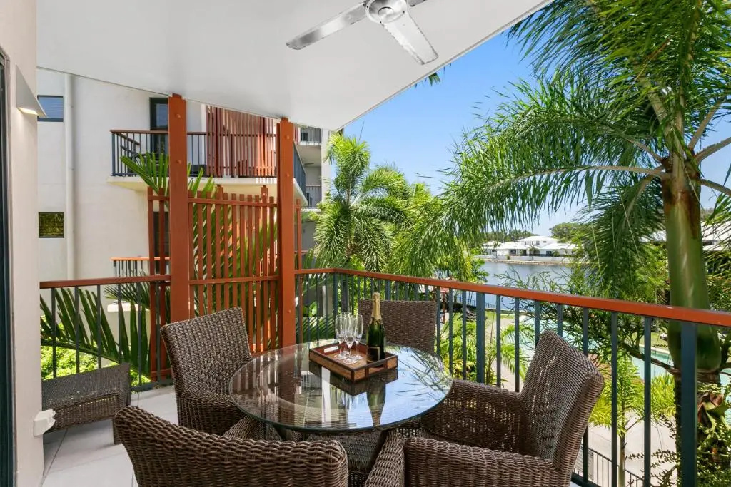 Balcony & Terrace
