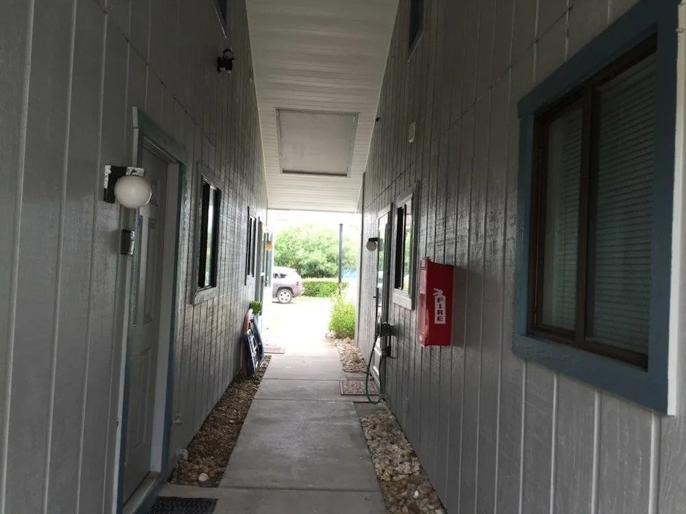894 Oyster Quay - 2 Br townhouse by RedAwning