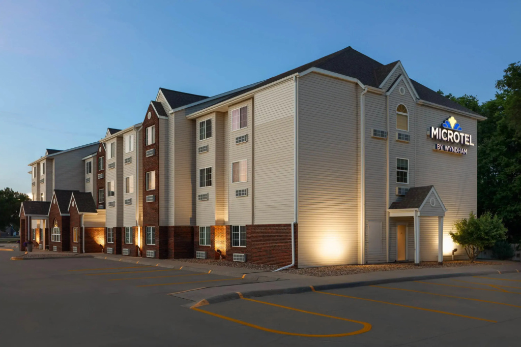Microtel Inn & Suites by Wyndham Kearney