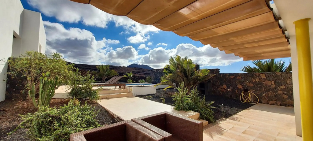 Sand Volcano Villa 2