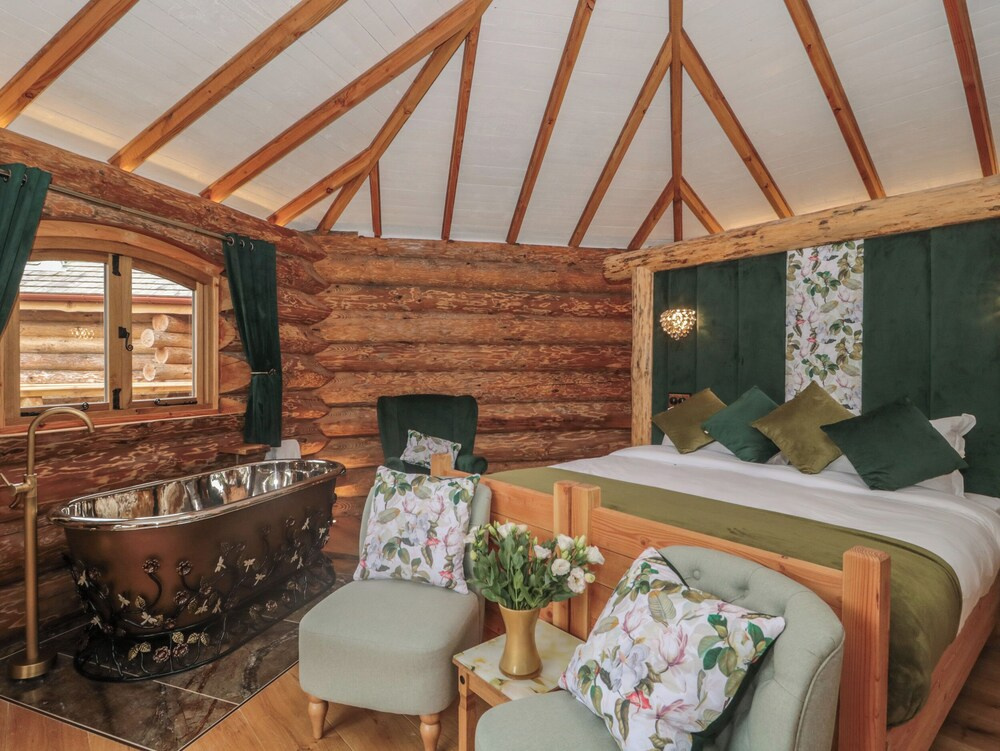 Copper Lodge