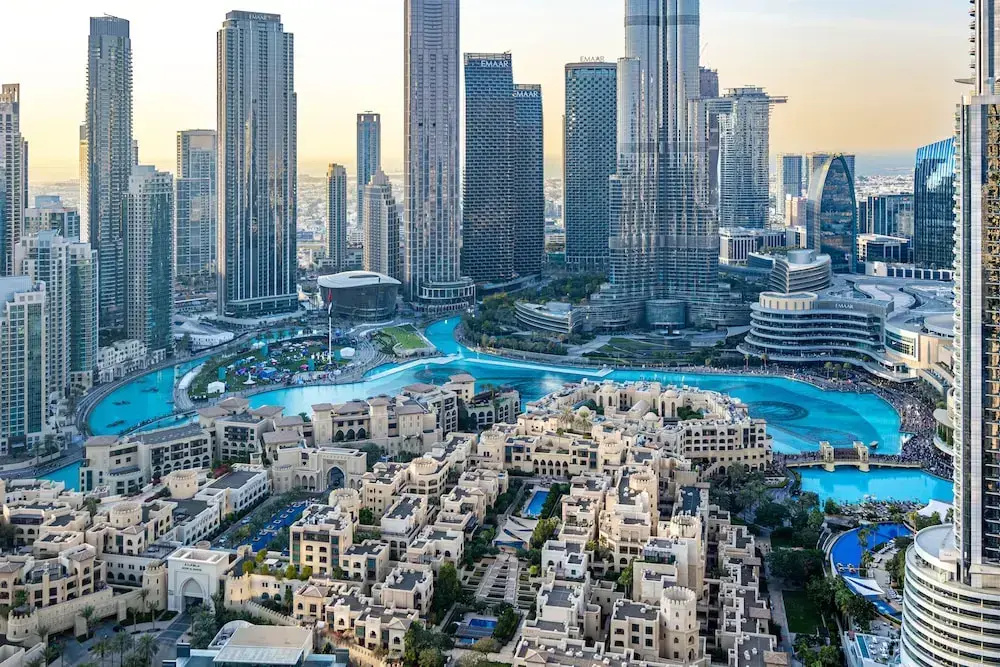 SuperHost - Sleek 2BR Burj Royale Apt Close to Burj Khalifa