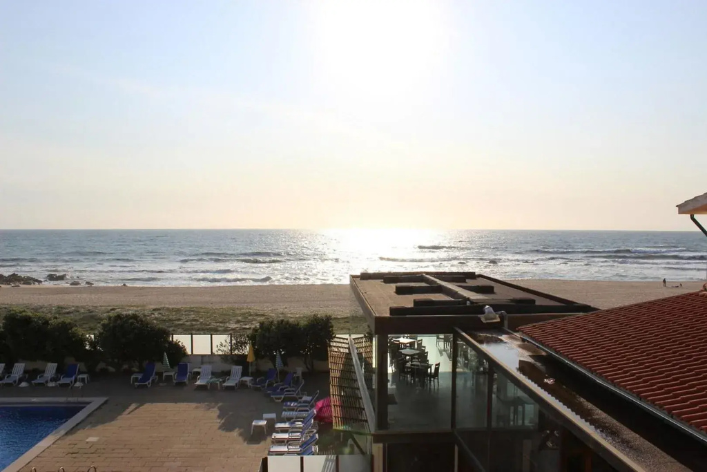 Beach & Waterfront