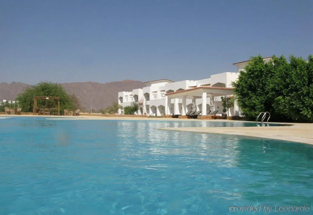 Swisscare Nuweiba Resort Hotel - фото 10
