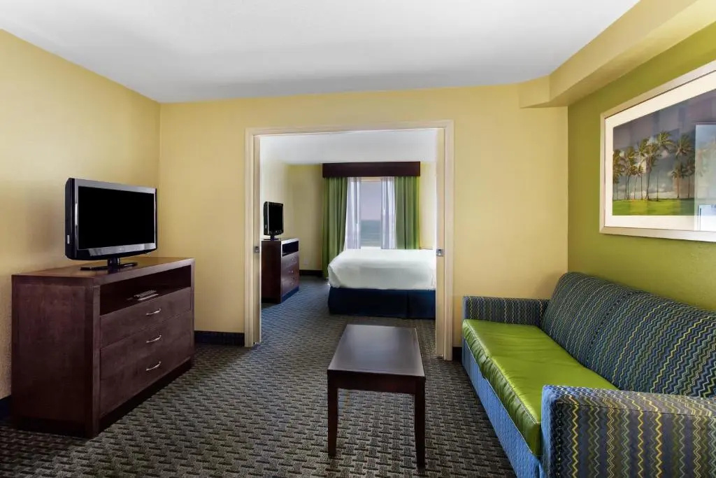 Holiday Inn & Suites Daytona Beach on the Ocean by IHG - Chambres
