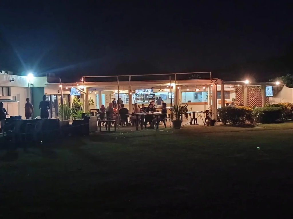 126 Friendship, Rockley Golf Club